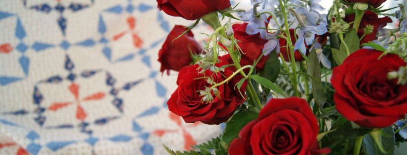 King David’s Crown quilt pattern in Cali & Co. fabric, made by That Crafty Cara (Cara Brooke) for Fat Quarter Shop