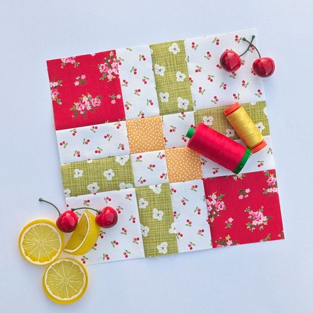 Fat Quarter Shop Sewcialites 3 Block 2 "Twinsies", sewn by Cara Brooke of That Crafty Cara